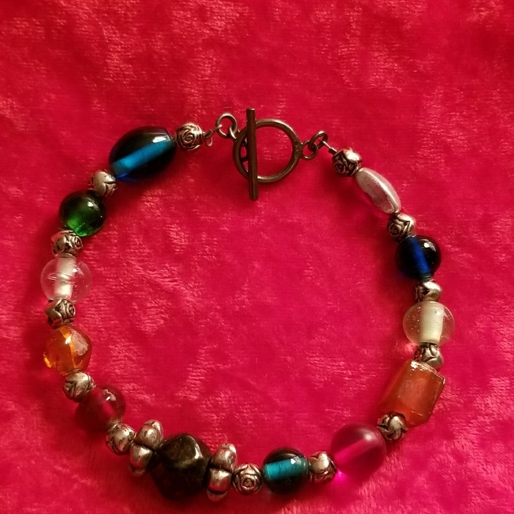 Handmade bracelet - Picture 2 of 2